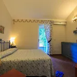 Le Acacie 4*