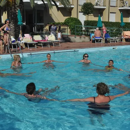 公寓式酒店 Le Acacie 卡波利韦里