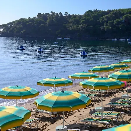 Le Acacie 公寓式酒店 3*