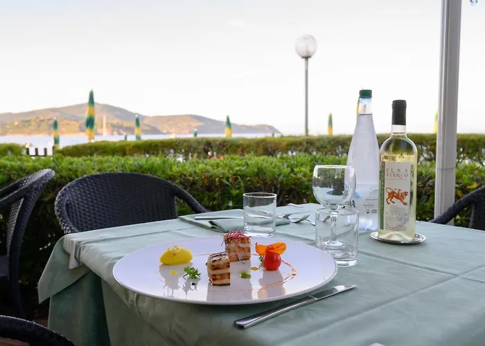 Le Acacie 3* 卡波利韦里